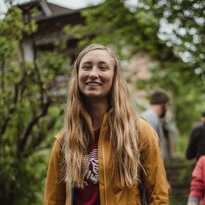 Meet your Posher, Dani